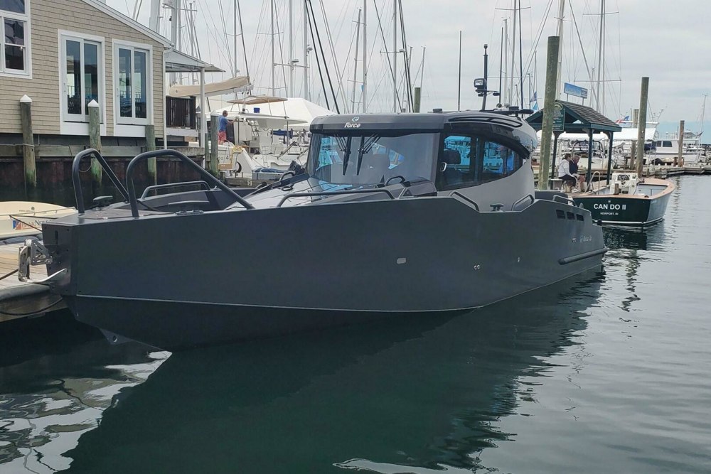 Latitude Yacht Brokerage